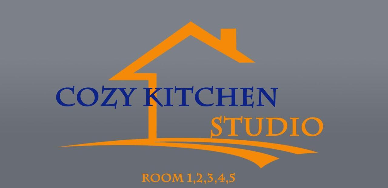 Liivalaia 40 Cozy Kitchen Studio Talin Exterior foto